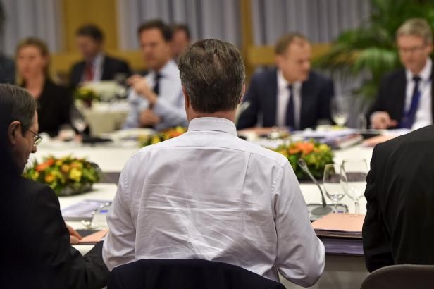 obrázek: Za postoje na summitu sklidil Sobotka od opozice kritiku