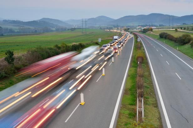 obrázek: Za riskantní honičku z Prahy do Plzně uložil soud 8,5 roku vězení