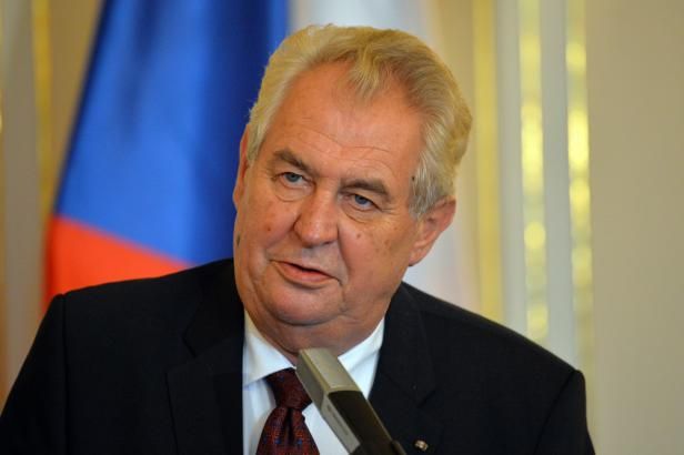 obrázek: Zeman měl jako svědek vypovídat v kauze Lidového domu, k soudu ale nedorazí