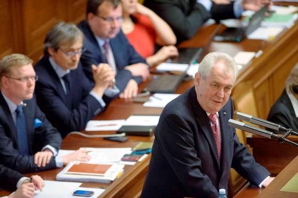 obrázek: Zeman se dočkal, před poslanci podpořil zákon o prokazování majetku