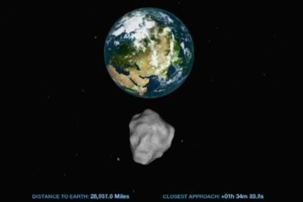 obrázek: Zemi dnes mine půlkilometrový asteroid