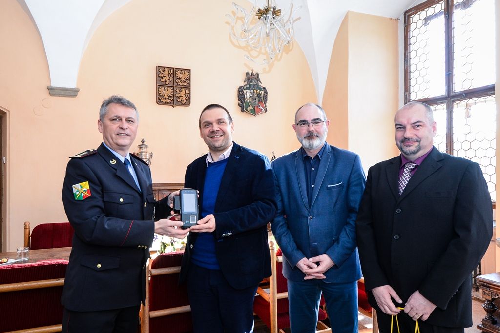 obrázek: Město poskytlo policii přístroj k ověřování totožnosti