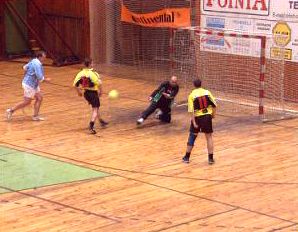 obrázek: Klub Do dna  stále vévodí futsalu