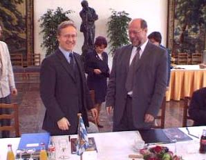 obrázek: Vláda schválila nákup stíhaček