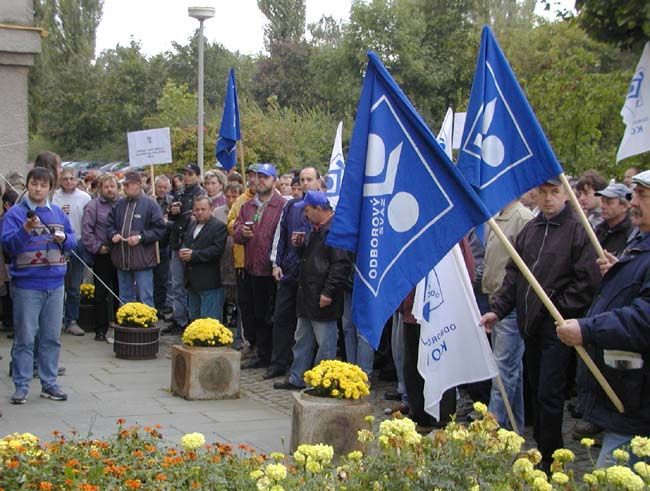 obrázek: Odboráři zvažují generální stávku 