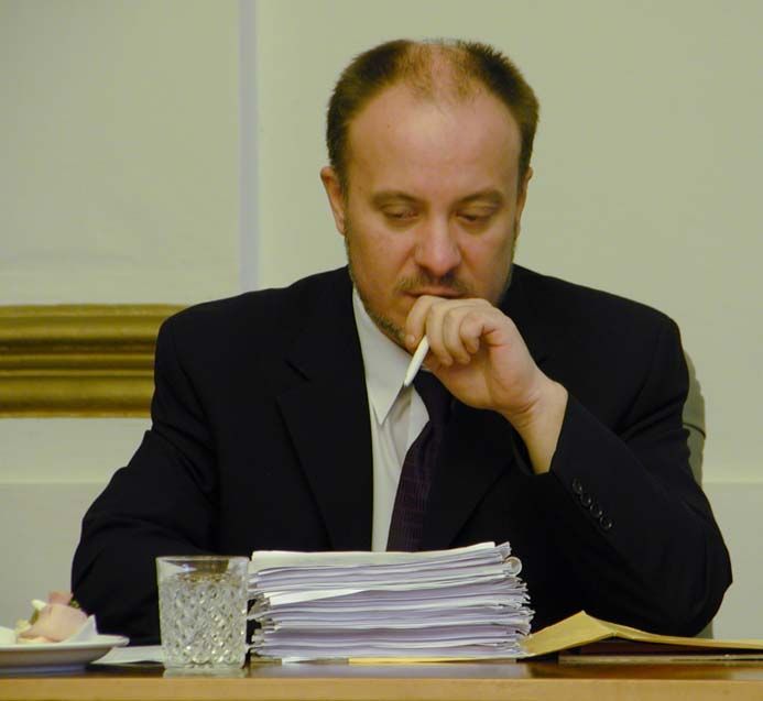 obrázek: Primátora zmrzačil tenis