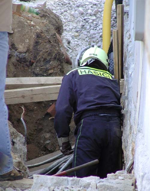 obrázek: Stavební dělník nalezl smrt  ve výkopu