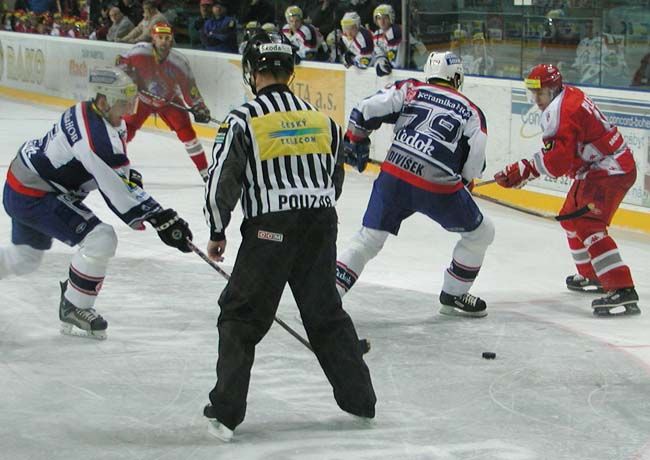 obrázek: Keramika hostí dnes na svém ledě Liberec