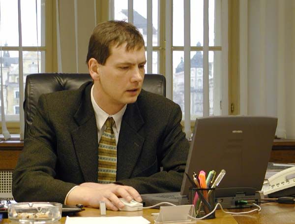 obrázek: Gottwald a Zápotocký asi přijdou o občanství