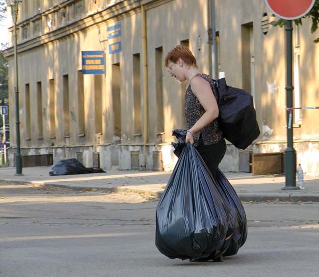 obrázek: Lidé na stále bojují s následky povodní