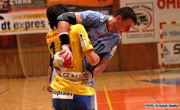 obrázek: Lokomotiva nevyužila výhodu domácího prostředí