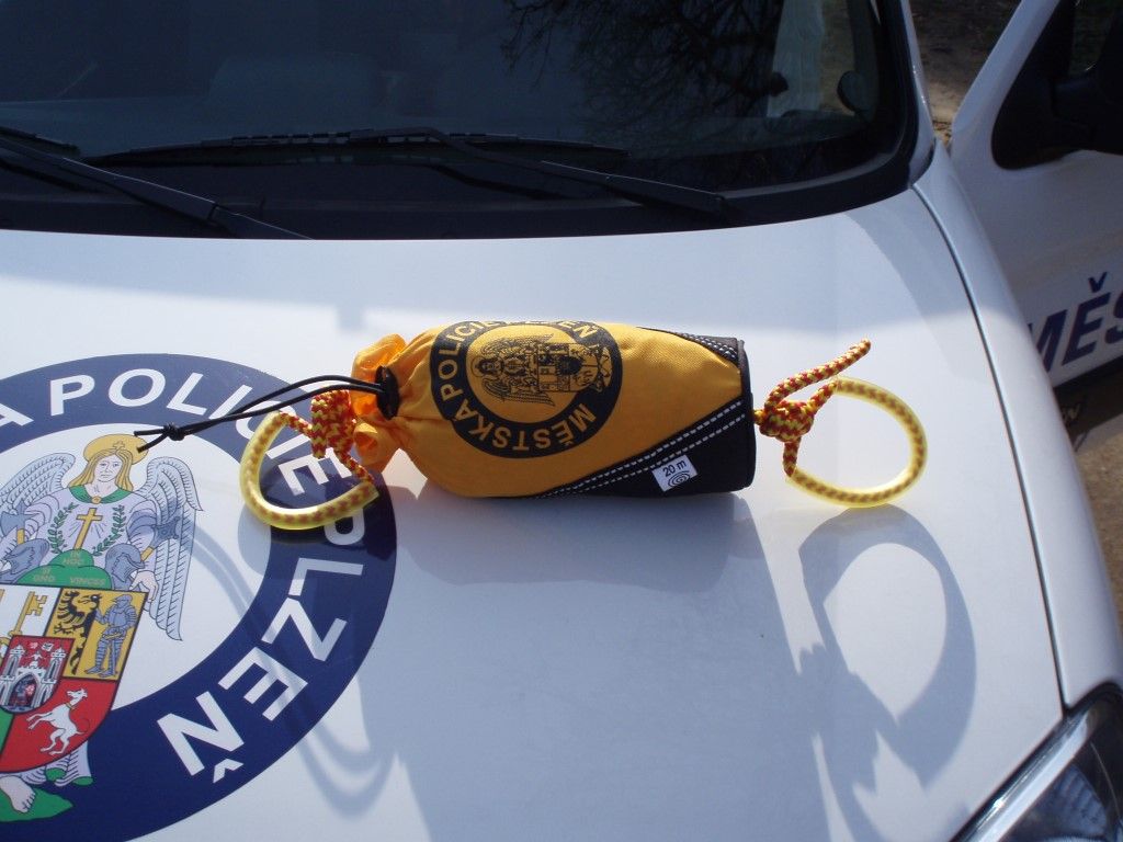 obrázek: Plovoucí sáčky pomohou lidem z vody