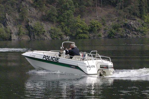 obrázek: Hasiči a policisté nenašli utonulou ženu