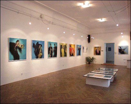 obrázek: Univerzitní galerie vystavuje finské plakáty