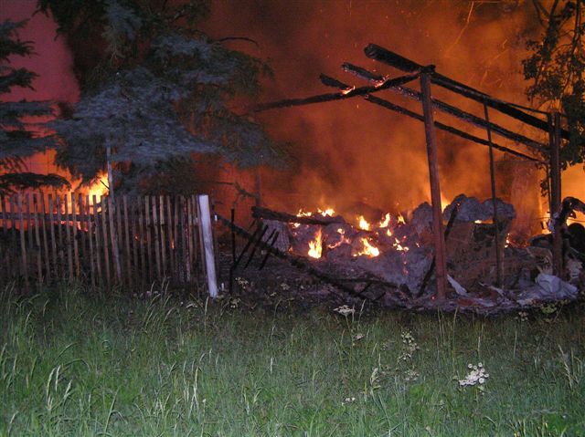 obrázek: Ve stáji na Klatovsku uhořela kráva
