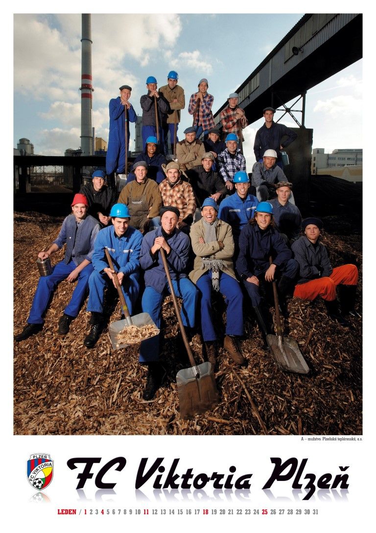 obrázek: Viktoriáni si v kalendáři hrají na dělníky, hospodské i oddávajícího