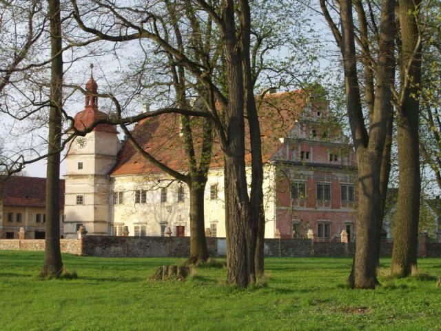 obrázek: Zámek Červené Poříčí mimořádně otevírá dveře