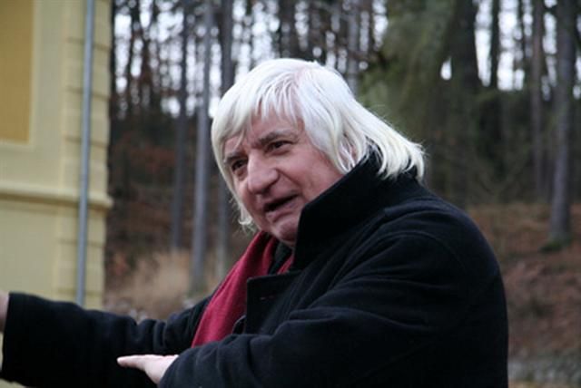 obrázek: Ctibor Turba na zámku v Dolní Lukavici