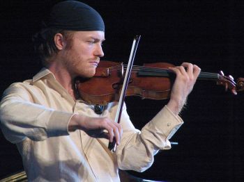 obrázek: Divadlo J. K. Tyla uvede Symfonický koncert s hostem Pavlem Šporclem