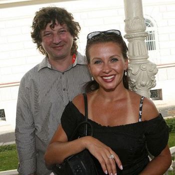 obrázek: Do zámeckého křesla usedne Dana Morávková s Petrem Maláskem