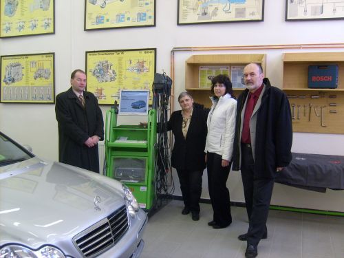 obrázek: Dopravní průmyslovka v Plzni má stanici emisního měření 