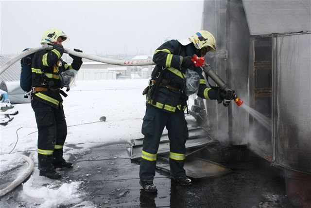 obrázek: Firmu Happich zachvátil požár