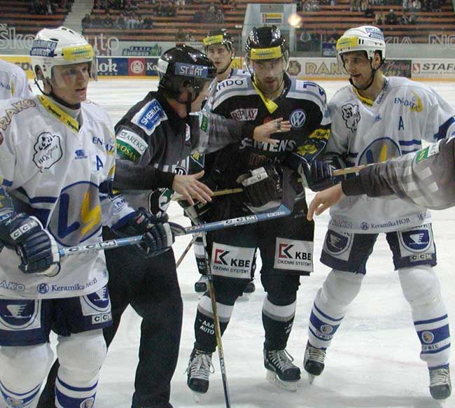 obrázek: Lukáš Martinec si na šampionátu dvacítek nezahraje