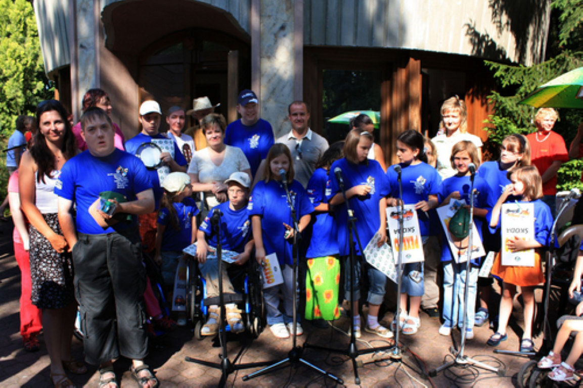 obrázek: Martin Straka podporuje handicapované děti