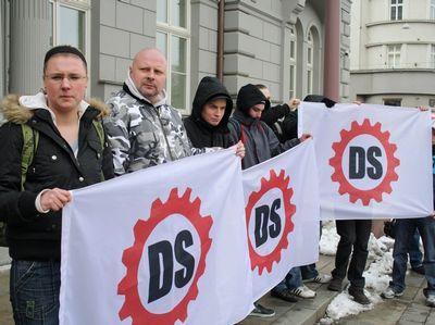 obrázek: Mítink Dělnické strany na náměstí Míru se obešel bez incidentů
