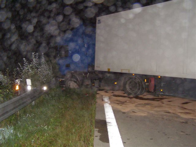 obrázek: Nehoda kamionu zablokovala rozvadovskou dálnici
