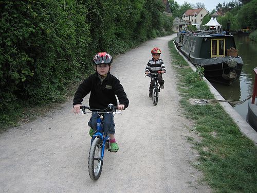 obrázek: Řidič srazil osmiletého chlapce na kole