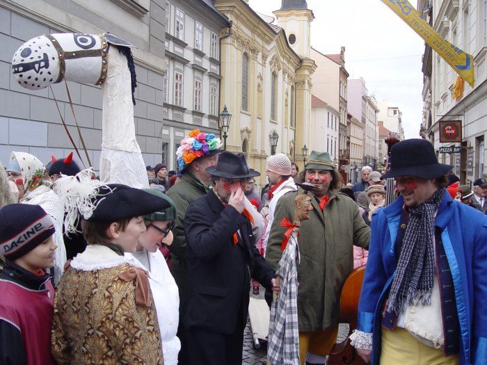 obrázek: V plzeňské zoo v neděli vyženou zimu masopustním průvodem