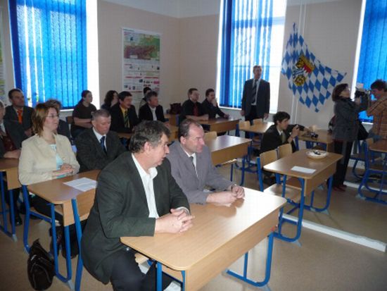 obrázek: SOŠ Stříbro má jazykovou učebnu s interaktivní tabulí