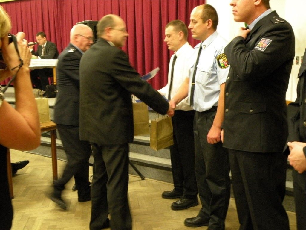 obrázek: Strážníkům se dostalo uznání za  své činy