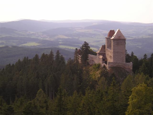 obrázek: William Shakespeare - Hamlet - hrad Kašperk  