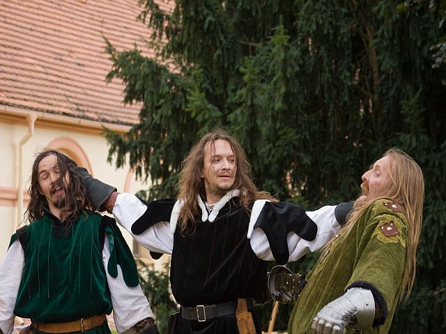 obrázek: Zámecký statek v Újezdu nade Mží zve na Křepelčí hody