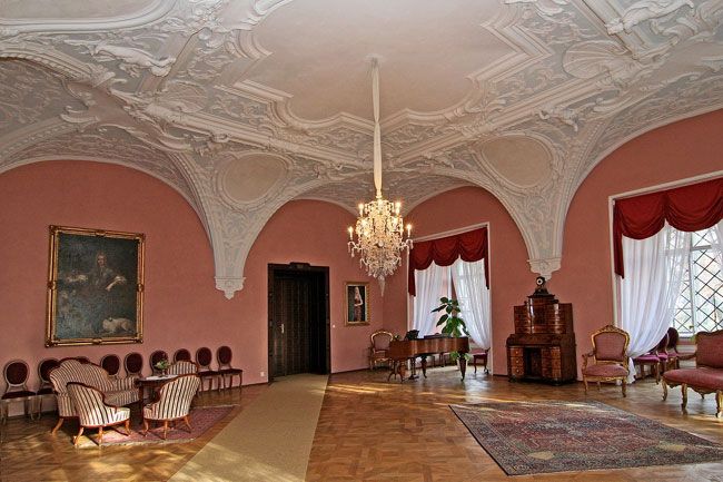 obrázek: Zámek v Chyších dnes rozšiřuje zpřístupněné expozice 