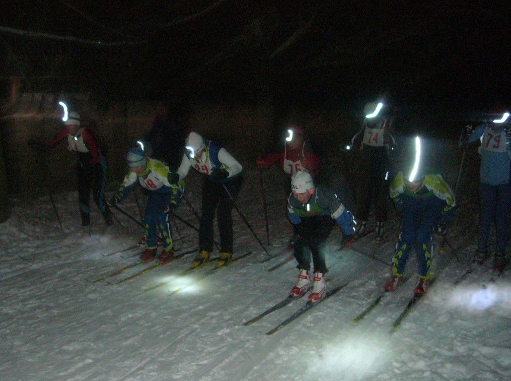 obrázek: Borský park hostil večerní závod na běžkách