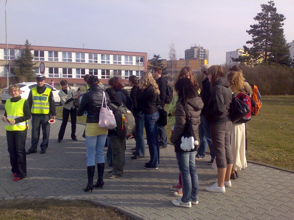 obrázek: Malí školáci přejdou v Plzni po Bezpečném přechodu