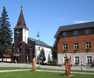 obrázek: Na Kvildě dnes zahajuje výstava obrazů Šumící ticho