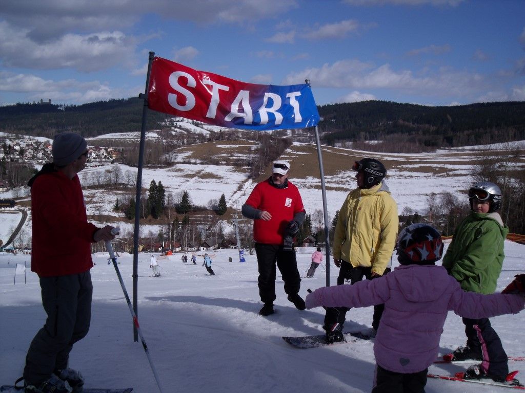obrázek: Netradiční slalom bodoval v Kašperkách i na Kubovce