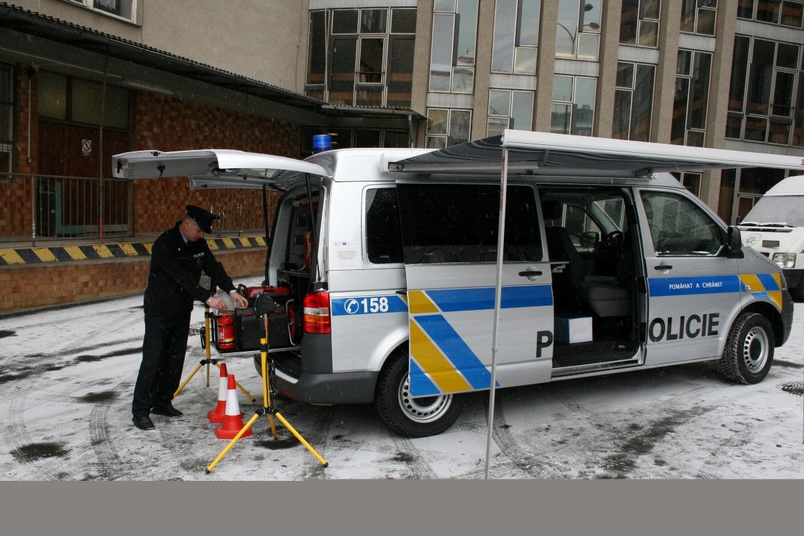 obrázek: Policie v kraji má sedm nových aut - kontaktních center