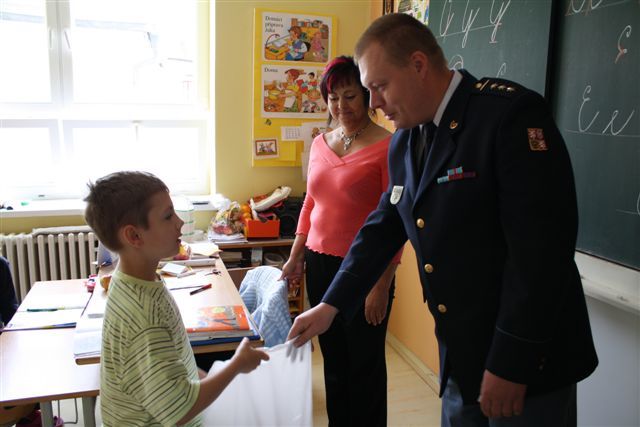 obrázek: Prvňáci tlučenské základky zachránili kamaráda 