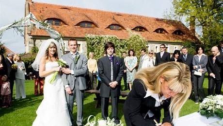 obrázek: Šumavská příroda láká ke svatbám. I známé osobnosti