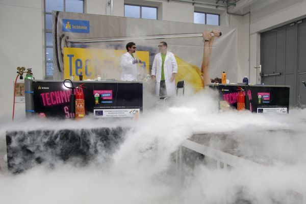 obrázek: Techmania ve středu slaví narozeniny. Vstupné dělí dvěma