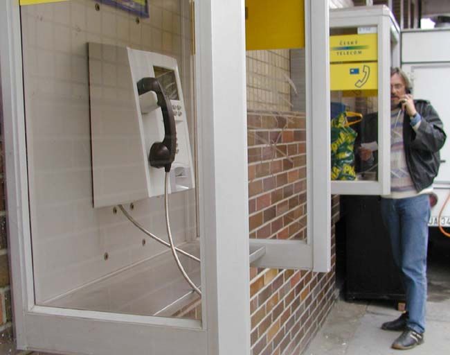 obrázek: Tachovan se nudil, tak si vymyslel, že postřílí lidi