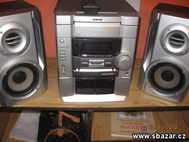 obrázek: TEST: Hi-fi soupravy - na velikosti (téměř) nezáleží 