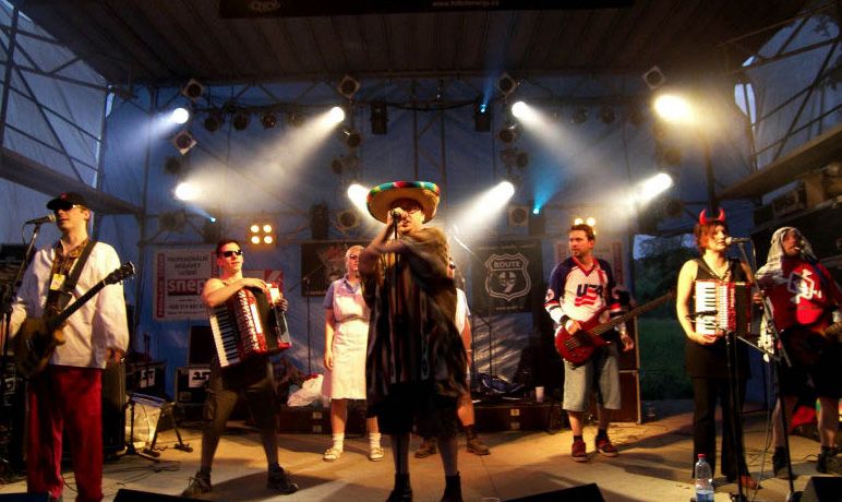obrázek: Tři sestry revival míří do House of Blues