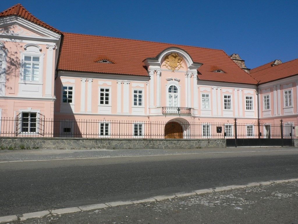 obrázek: V Hrádku u Sušice otevřeli zrekonstruovaný zámek