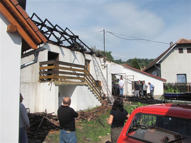 obrázek: V Kovčíně hořel rodinný dům